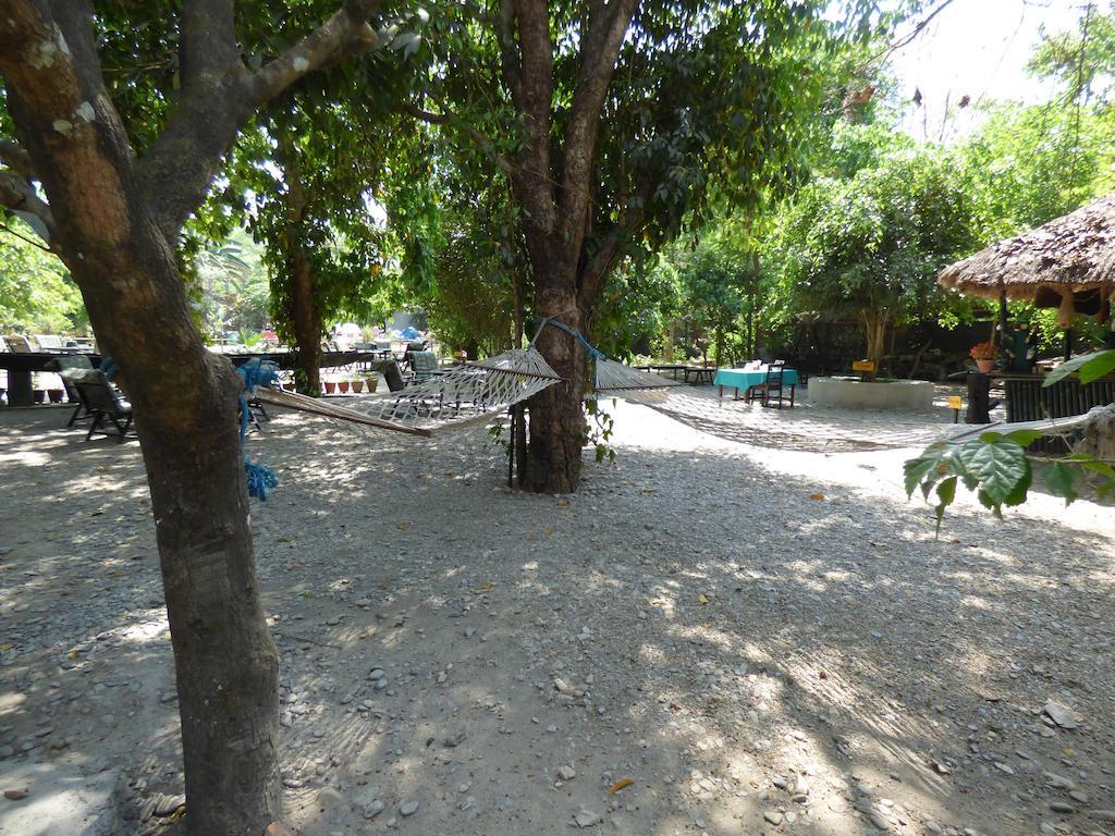 Chitwan Gaida Lodge โซราฮา ภายนอก รูปภาพ